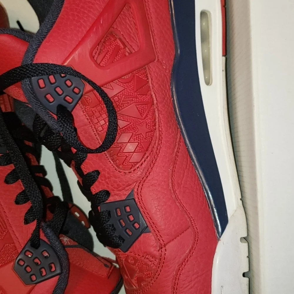 Jordan 4 FIBA - Picture 5 of 8